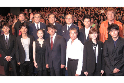 織田裕二　故いかりやさんに「送りだすために『3』作った」 画像