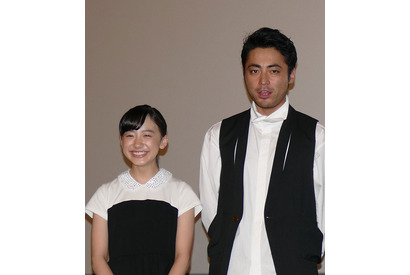 芦田愛菜、人生初のイベントMC！「暖かい気持ちに」山田孝之はホッコリ 画像