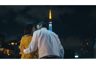 飯豊まりえ、渡部篤郎と禁断のキス！「パパ活」スキャンダラスな場面写真解禁 画像