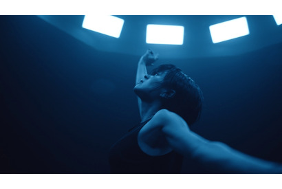 宇多田ヒカル、新曲MVで全編ダンス！「肉体や体温を感じる音楽になってきた」 画像