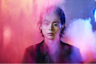 菅田将暉、憂いの表情に注目！第2弾シングル「呼吸」アートワーク公開 画像