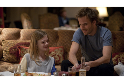 S・ドーフ＆エル・ファニングの父娘姿にキュン！『SOMEWHERE』TVCM到着 画像