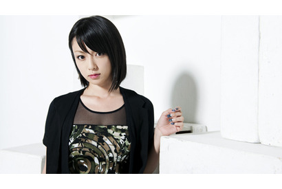 深田恭子インタビュー　愛は自己チューに？　恋に落ちるスイッチは…　 画像