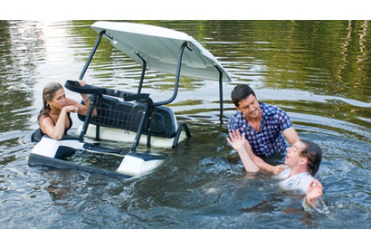 ジェニファー・アニストンを池に落とせ？　『バウンティー・ハンター』特別動画到着 画像