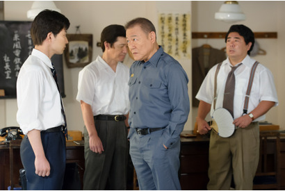 國村隼、星野源と迫真の演技！ 深田恭子はOLに！ 「LIFE！」 画像