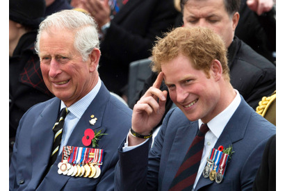 ヘンリー王子、母ダイアナ妃死後「父はベストを尽くしてくれた」 画像