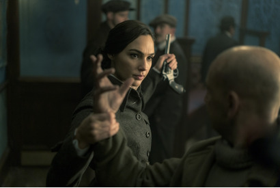 『ワンダーウーマン』は普通のヒーロー映画じゃない!?『ダークナイト』も超えたワケ 画像