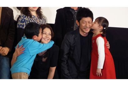 永瀬正敏　涙声で追悼メッセージ「鴨志田さん、ありがとう」 画像