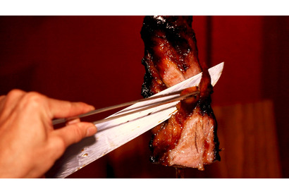 香ばしいシュラスコを満喫！ 陽気なスタッフの楽しい演出も魅力 画像