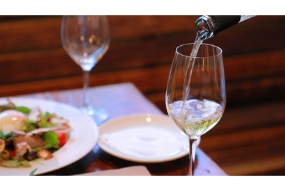 お腹も心も満たせるオーガニックフレンチと自然派ワインの人気店 画像