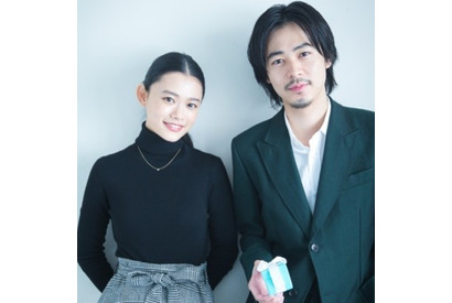 成田凌が杉咲花にプロポーズ！川村元気・脚本ショートフィルム「ティファニー・ブルー」 画像