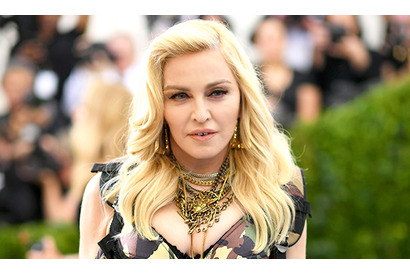 マドンナ、18歳で撮影されたヌード写真がオークションに 画像