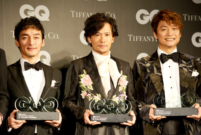 稲垣吾郎＆草なぎ剛＆香取慎吾、3人揃って登場！1年をふり返る「0からのスタートだと思ってた」 画像