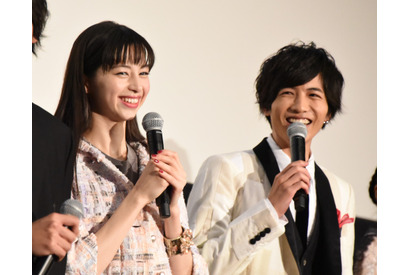 志尊淳、中条あやみの暴露に大照れ「お尻におニキビが…」 画像