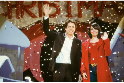 『ラブ・アクチュアリー』“お出迎えハグ”を再現！ロンドン・ヒースロー空港 画像