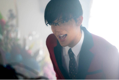 中川大志の“腹黒メガネ男子”が浜辺美波を狙う！最狂キャラも登場「賭ケグルイ」第8話 画像