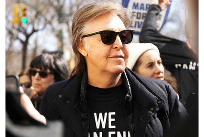 P・マッカートニー、銃規制を叫ぶデモに参加 親友ジョン・レノンを想う 画像