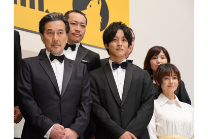 松坂桃李、役所広司との共演に感激「何よりの宝です」 画像