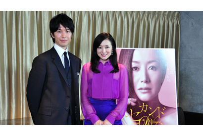 鈴木京香、紫ブラウスでオーラむんむん！　『セカンドバージン』の手応え明かす 画像