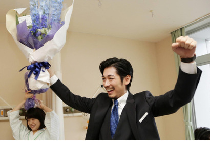 ディーン・フジオカ、最初は「不安な気持ちも…」「モンテ・クリスト伯」クランクアップ！ 画像