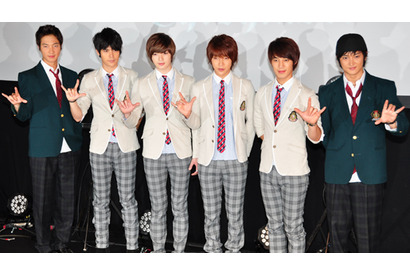 「超新星」が主演映画で18歳の高校生に変身！　デートのときの素顔を披露？ 画像