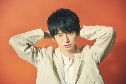 本郷奏多、2019年カレンダー発売決定！ テーマは“色” 画像