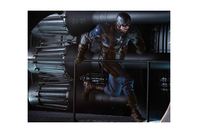 速さも跳躍も世界陸上超え？　『キャプテン・アメリカ』迫力の“超人”映像公開！ 画像