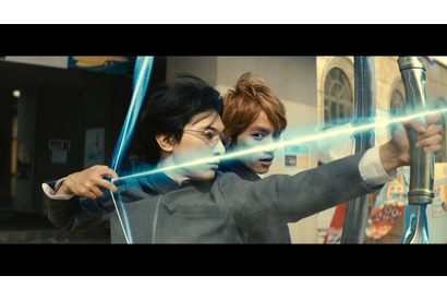 福士蒼汰＆吉沢亮が吹っ飛ぶ！『BLEACH』超絶バトルアクションのメイキング映像 画像