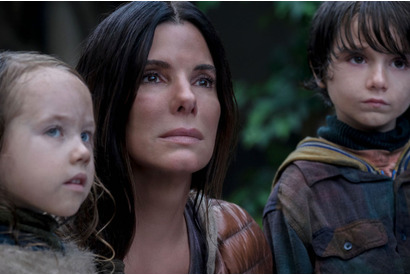 サンドラ・ブロック、目を開けたら終わり…世界の終焉を映す緊迫映像『バード・ボックス』 画像