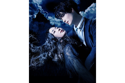 岡田将生×黒木華、“ダーク”な世界観…舞台「ハムレット」ビジュアル公開 画像