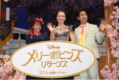 初来日したエミリー・ブラント、メリー・ポピンズとの共通点は「空を飛べること」!? 画像