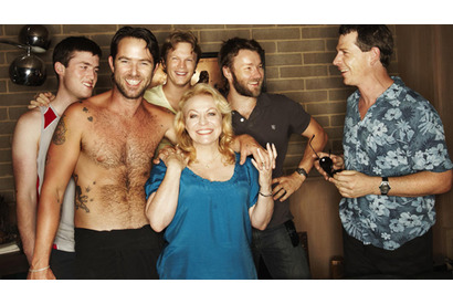 タランティーノも絶賛した衝撃作『アニマル・キングダム』、“問題家族”映像が到着 画像