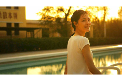 夕暮れのプールに美しいダンス…『芳華-Youth-』眩しすぎる場面カット一挙解禁 画像