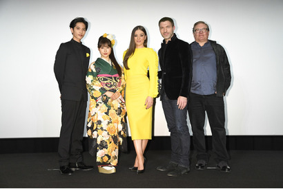 ヘイリー・スタインフェルド、土屋太鳳の英語挨拶に驚き！日本語は「次回までにがんばる」 画像