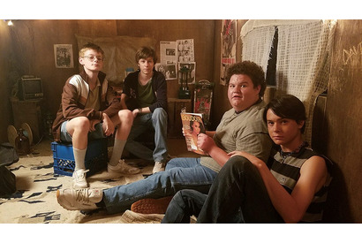 少年たちに迫りくる魔の手…80年代映画のオマージュ満載『サマー・オブ・84』予告 画像