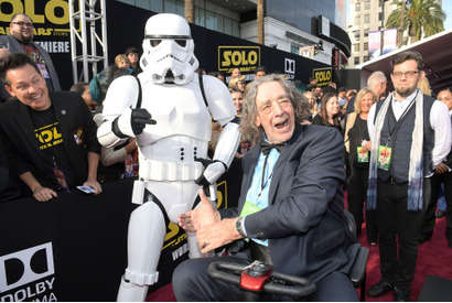 『スター・ウォーズ』チューバッカ役俳優、ピーター・メイヒューが死去 画像
