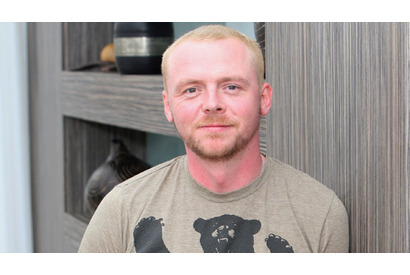 シリーズ唯一の昇進？　サイモン・ペッグ「腹筋のためにもよかったと感謝してるよ」 画像