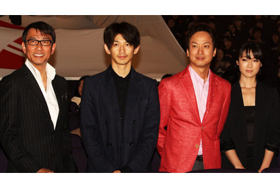 瑛太「客席の熱気からいいものを感じる」　『ワイルド7』豪華出演陣が勢ぞろい！ 画像
