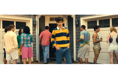 ティモシー・シャラメ、90’sカルチャーに染まる！『ホット・サマー・ナイツ』新カット解禁 画像