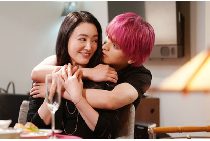 瀬戸利樹の無邪気＆バックハグに視聴者「胸が苦しい」…「偽装不倫」第2話 画像