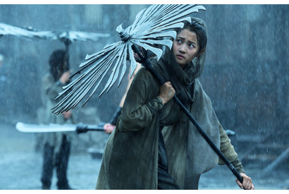 傘が鋭い武器に！「リアルに描く」“生身”の圧倒的迫力映像『SHADOW／影武者』 画像