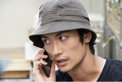 三浦春馬と稲垣来泉、つかの間の通話でみせた“笑顔”に「癒される」…「TWO WEEKS」第8話 画像