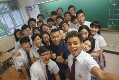 ドニー・イェン、“宇宙最強の男”が先生に『スーパーティーチャー 熱血格闘』公開へ 画像