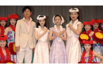 『フラガール』松雪泰子、蒼井優、山崎静代、李相日監督完成披露試写会 舞台挨拶 画像