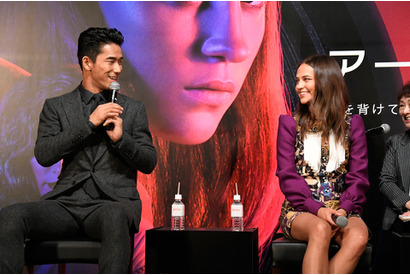 小林直己、巨匠から太鼓判「存在感がある」『アースクエイクバード』でアリシアの恋人役 画像