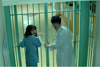 坂口健太郎＆永野芽郁が監禁される…高嶋政伸が不敵な笑み『仮面病棟』初映像 画像