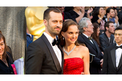 ナタリー・ポートマン、指輪はしているが、本当に結婚したかどうかは謎のまま 画像