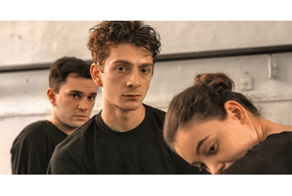 ライバル心がやがて恋に…『ダンサー そして私たちは踊った』予告編 画像