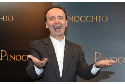 ロベルト・ベニーニがゼペットを演じる実写版『ピノキオ』がイタリアで上映 画像