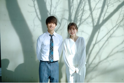 佐野勇斗×飯豊まりえW主演ファンタジー・ラブロマンス「僕だけが17歳の世界で」配信 画像